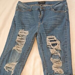 Ripped Boyfriend Jeans in Classic Blue